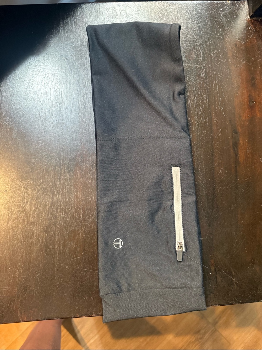 TERRAVIA Black Waist Belt Pouch with Zip Pocket - Picture 3 of 3